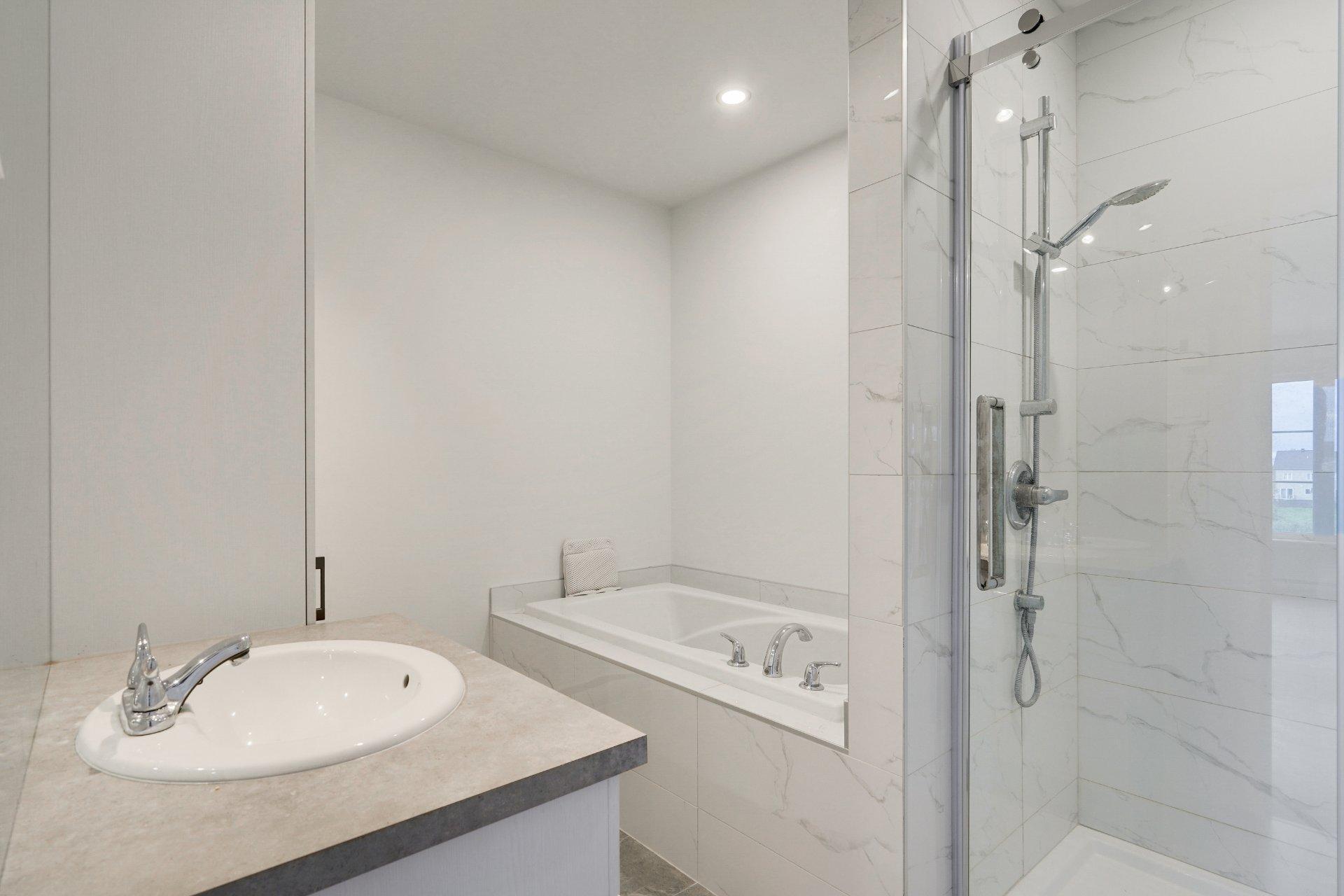 









1089


Av. des Jardins

,
Saint-Rémi,




QC
J0L2L0

