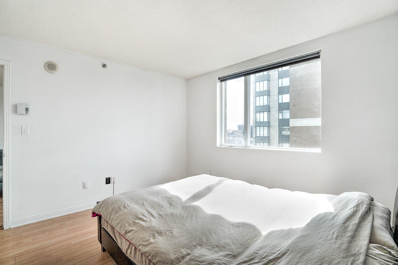 









1200


Rue St-Jacques

, 1303,
Montréal (Ville-Marie),




QC
H3C0E9

