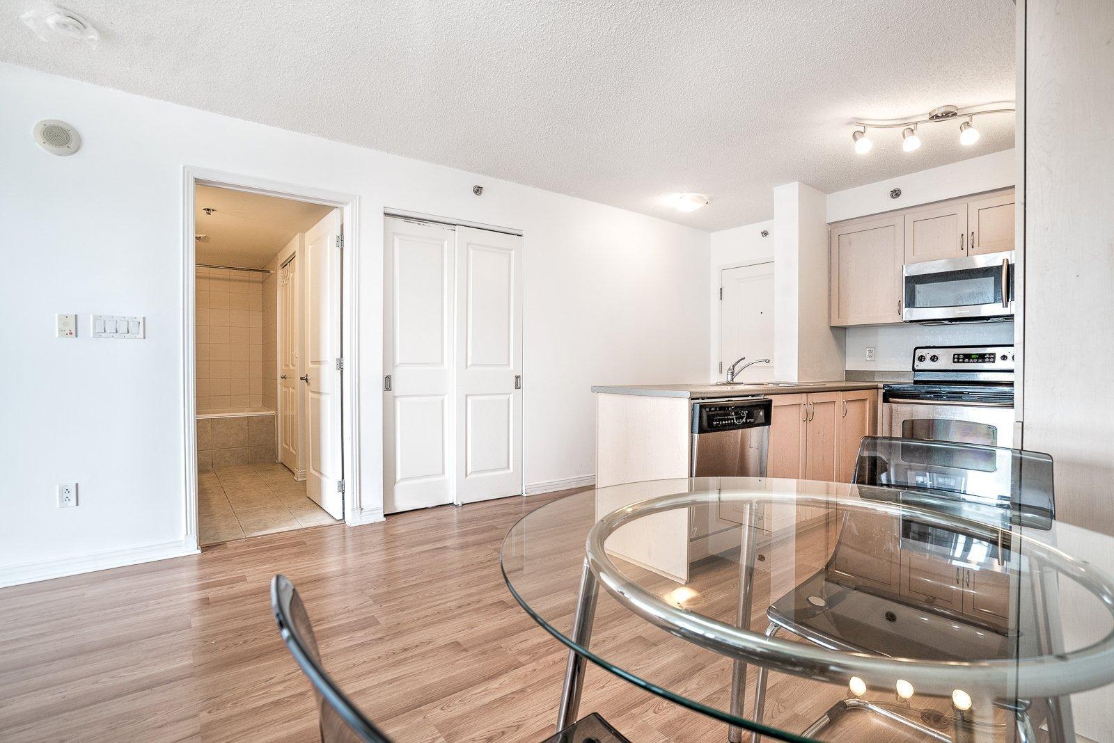 









1200


Rue St-Jacques

, 1303,
Montréal (Ville-Marie),




QC
H3C0E9


