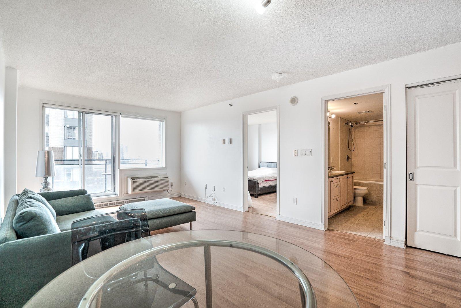 









1200


Rue St-Jacques

, 1303,
Montréal (Ville-Marie),




QC
H3C0E9

