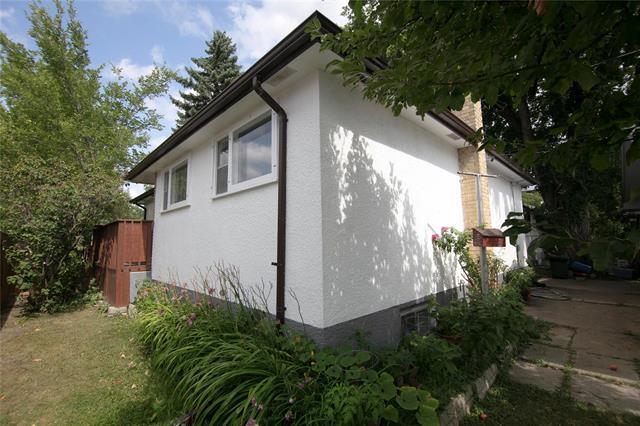 









1214


Troy

AVE,
Winnipeg,




MB
R2X 1E5


