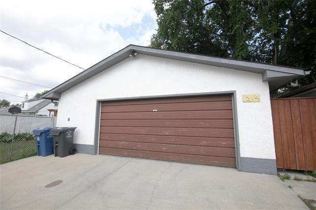 









1214


Troy

AVE,
Winnipeg,




MB
R2X 1E5

