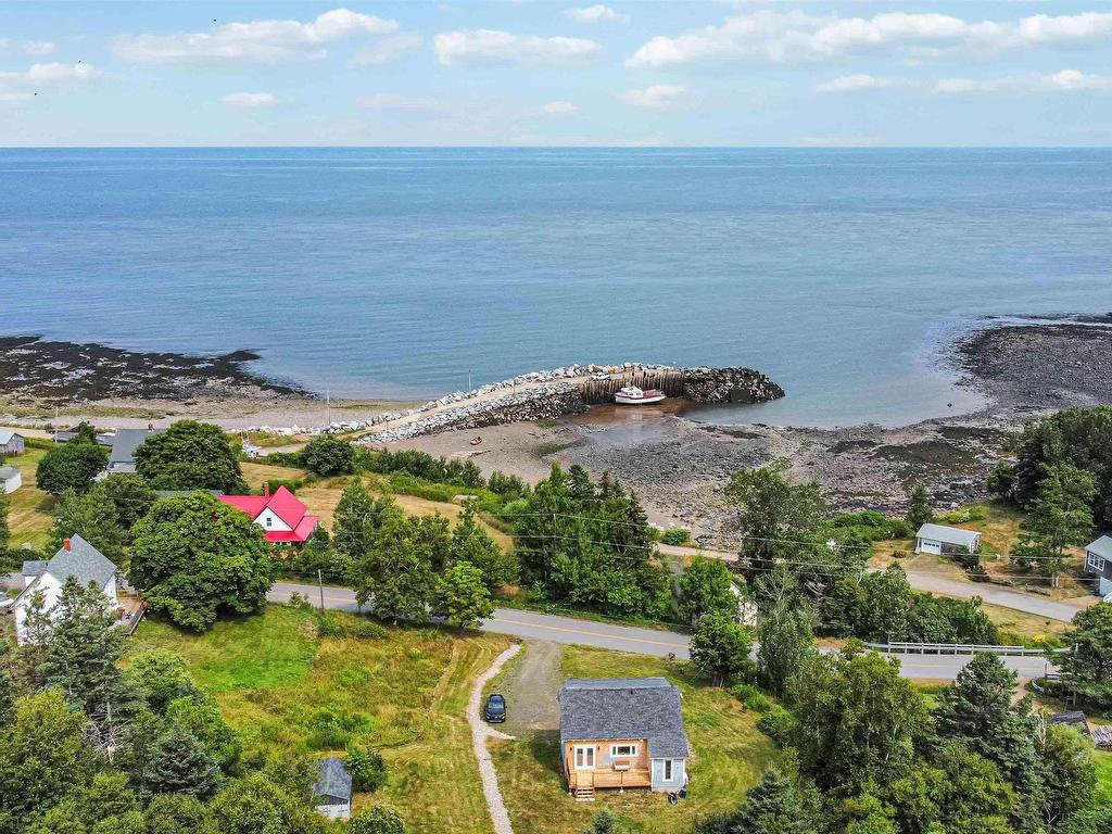 












866 Brinton Road

,
Port Lorne,




NS
B0S 1R0

