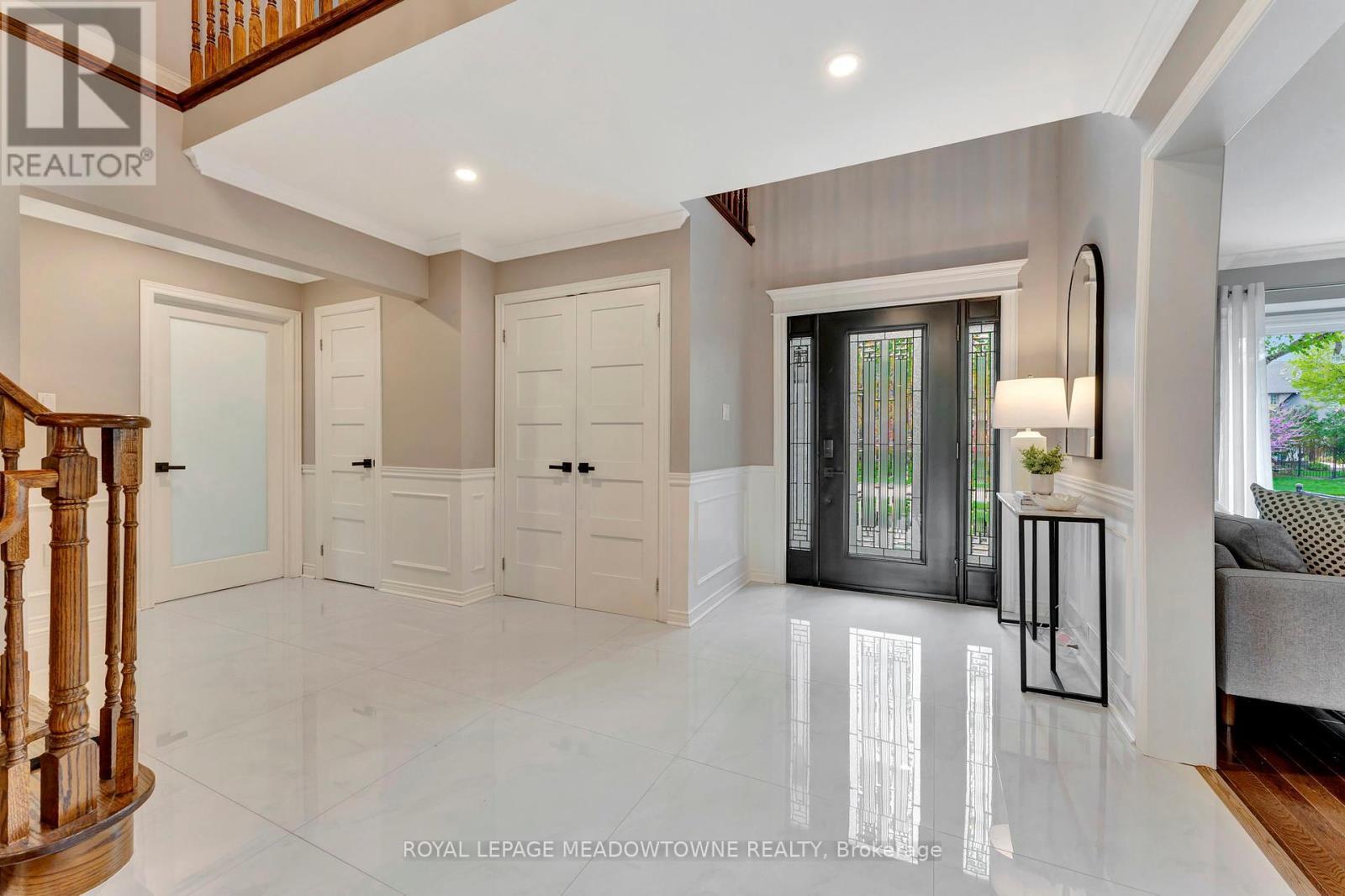 












2008 PEAK PLACE

,
Oakville,




Ontario
L6H5T2

