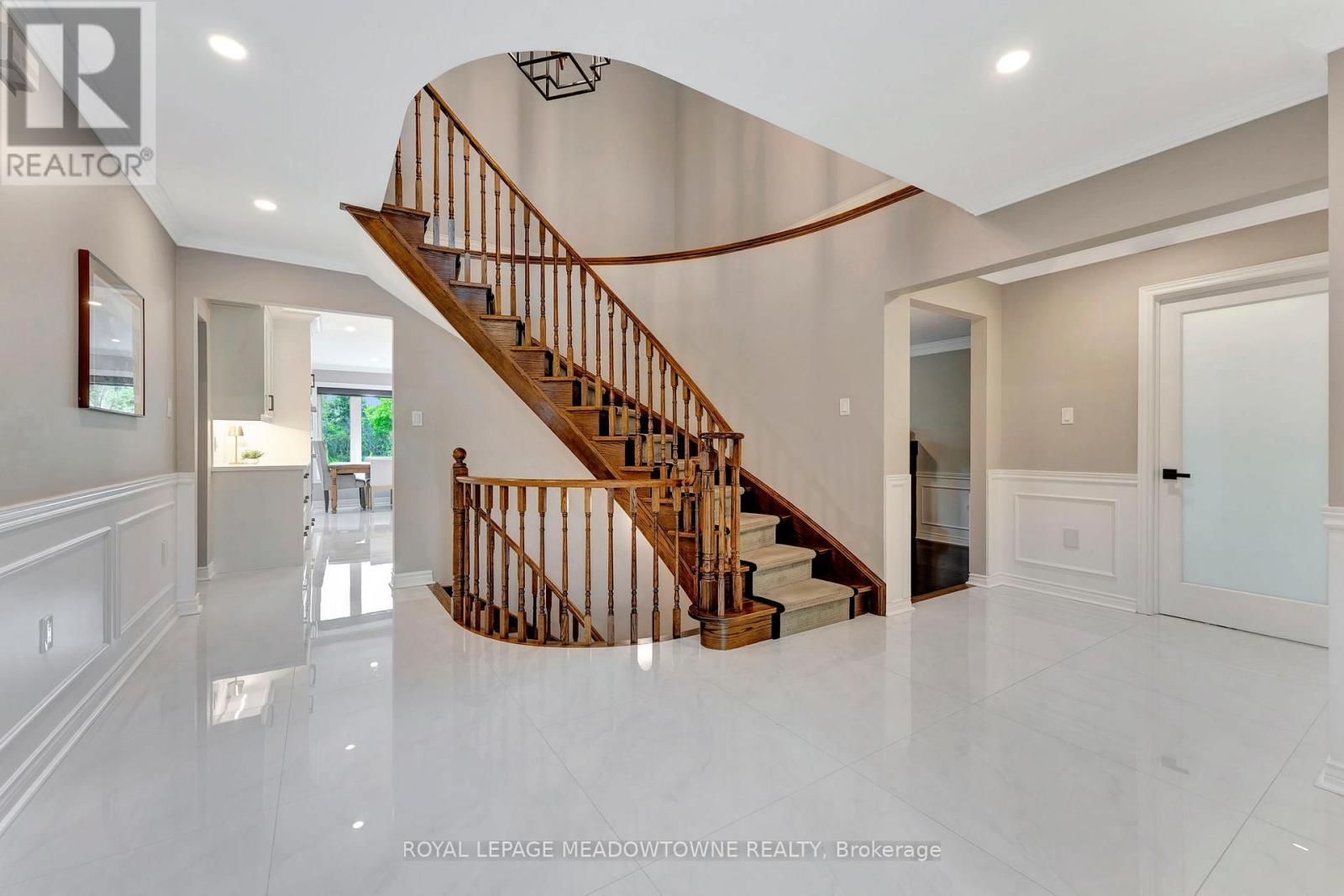 












2008 PEAK PLACE

,
Oakville,




Ontario
L6H5T2

