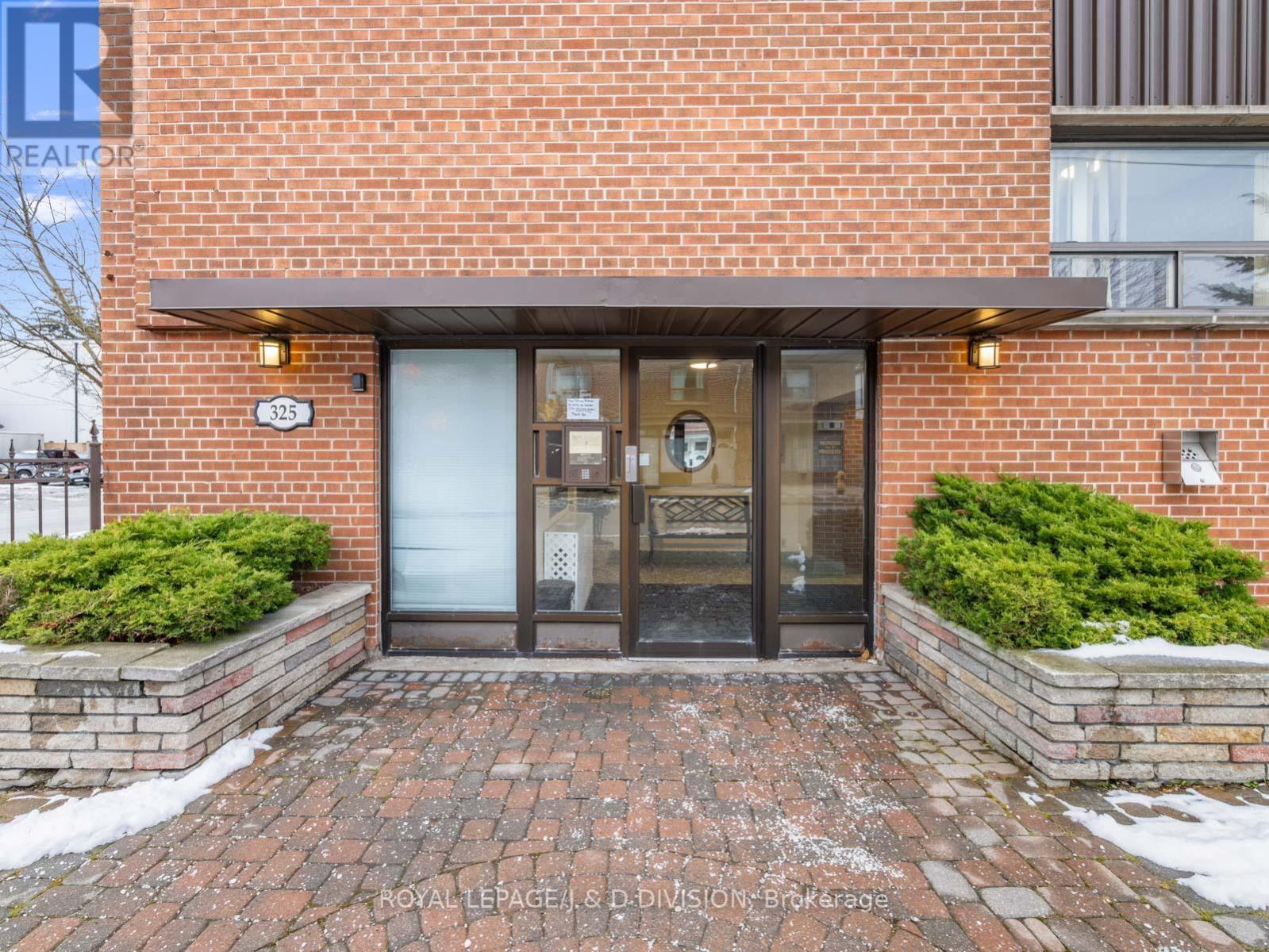 












102 - 325 SAMMON AVENUE

,
Toronto,




Ontario
M4J2A1

