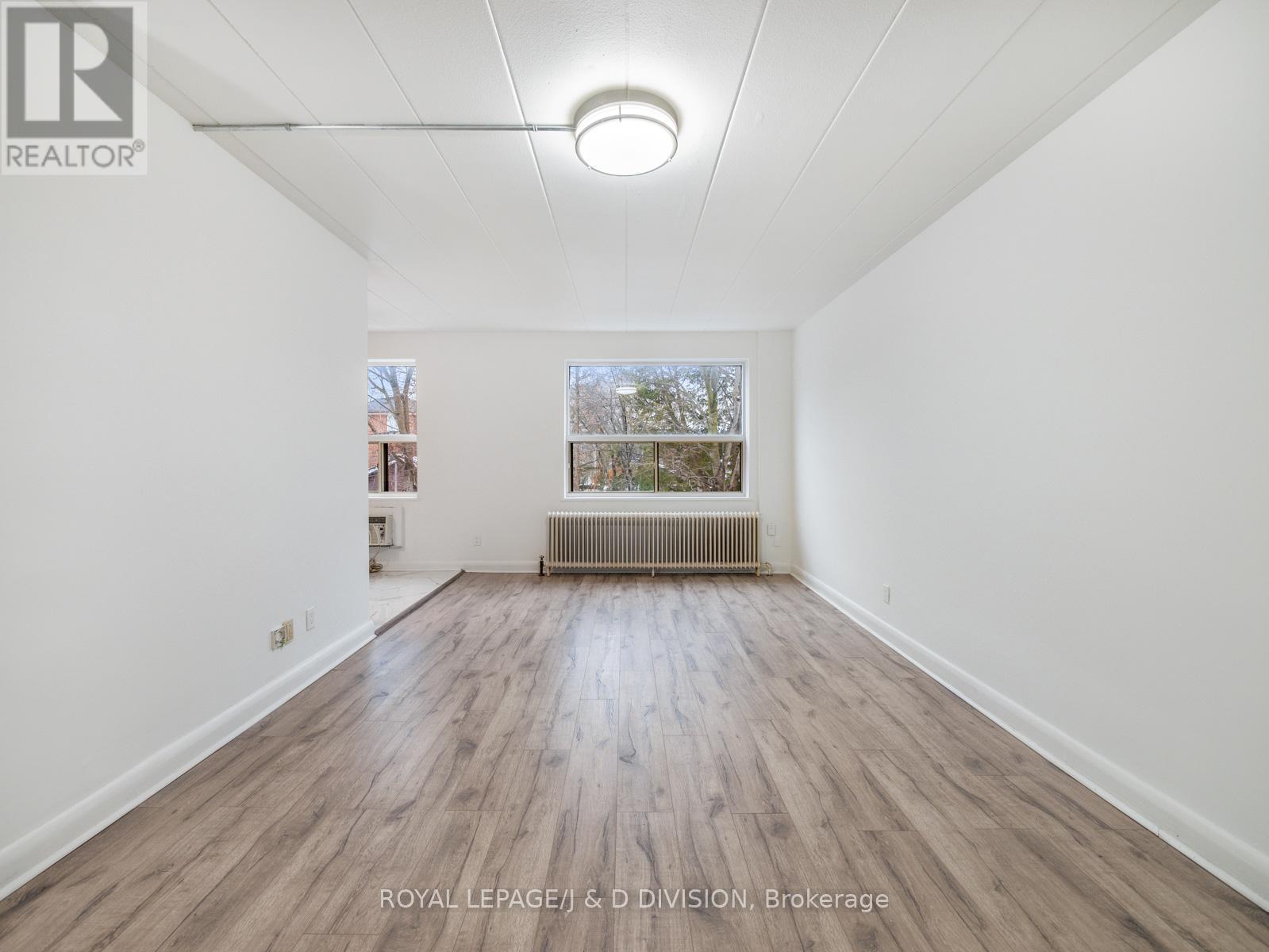 












102 - 325 SAMMON AVENUE

,
Toronto,




Ontario
M4J2A1

