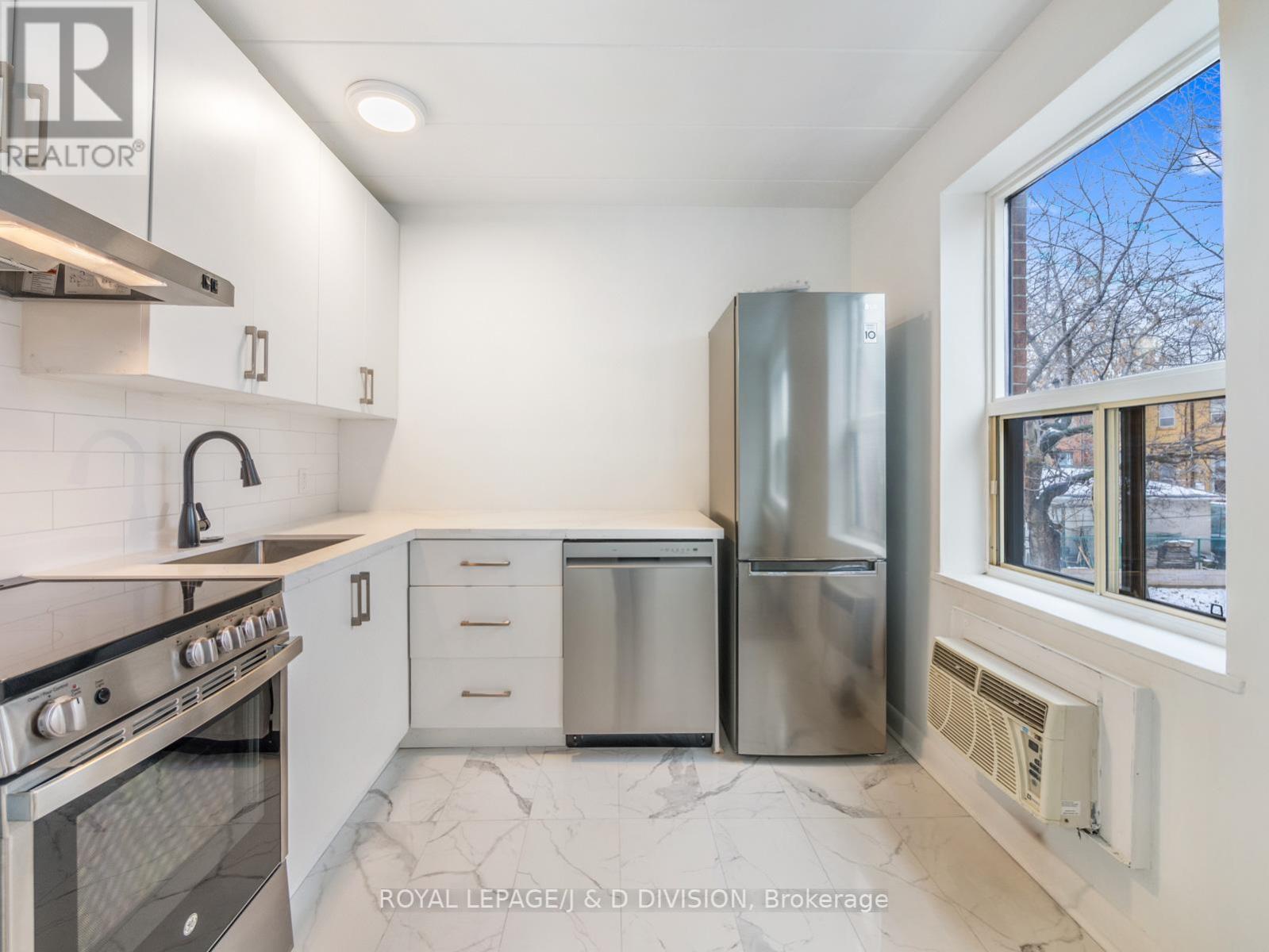 












102 - 325 SAMMON AVENUE

,
Toronto,




Ontario
M4J2A1

