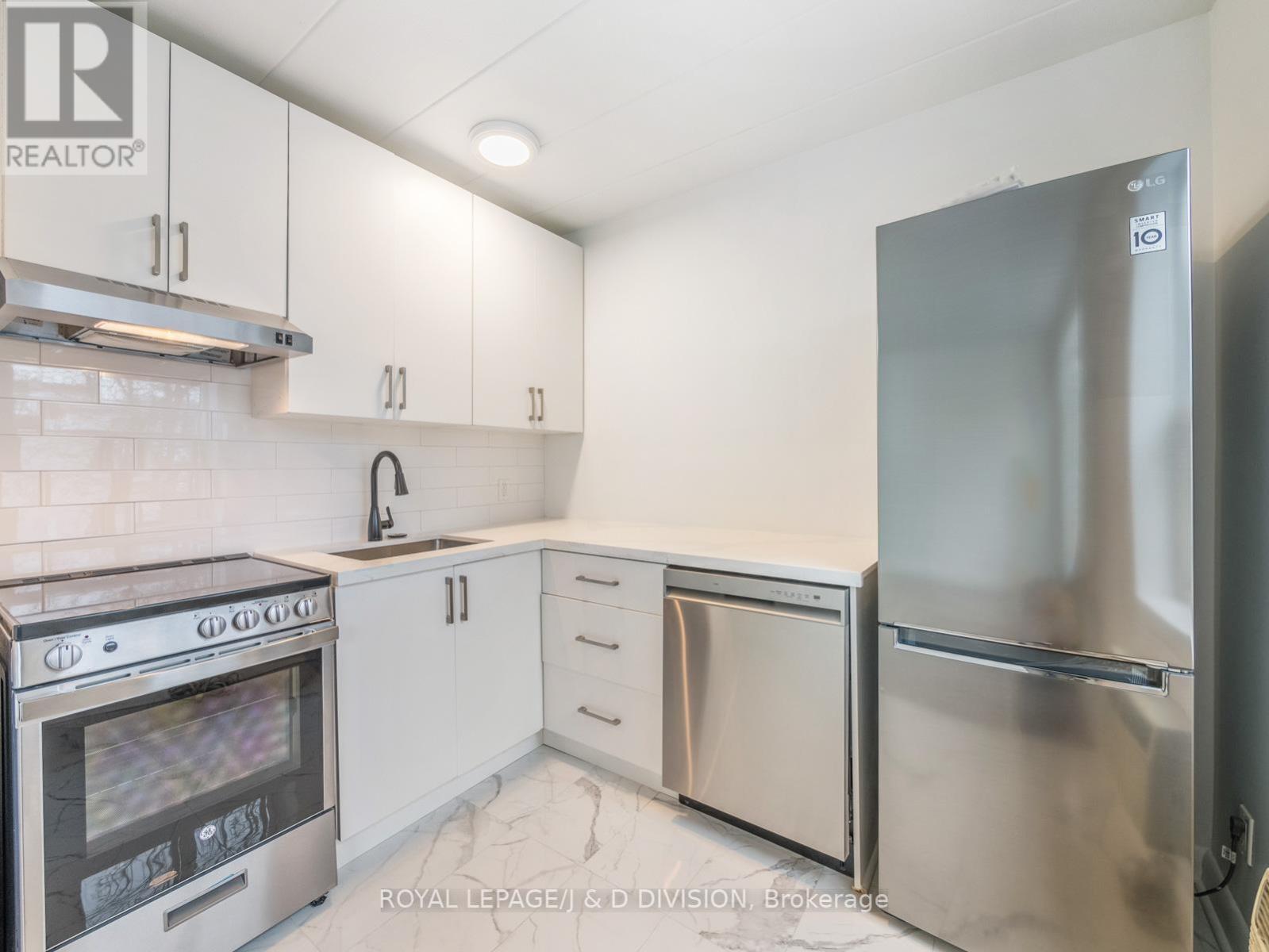












102 - 325 SAMMON AVENUE

,
Toronto,




Ontario
M4J2A1

