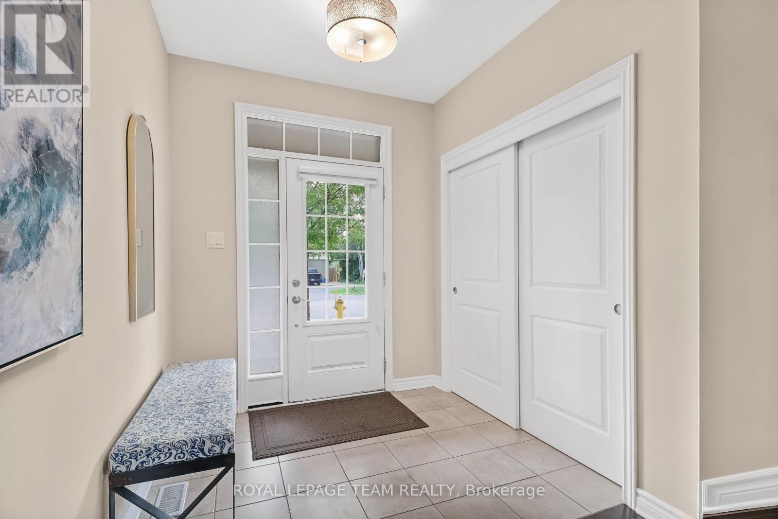 












3519 WOODROFFE AVENUE

,
Ottawa,




Ontario
K2G7A7

