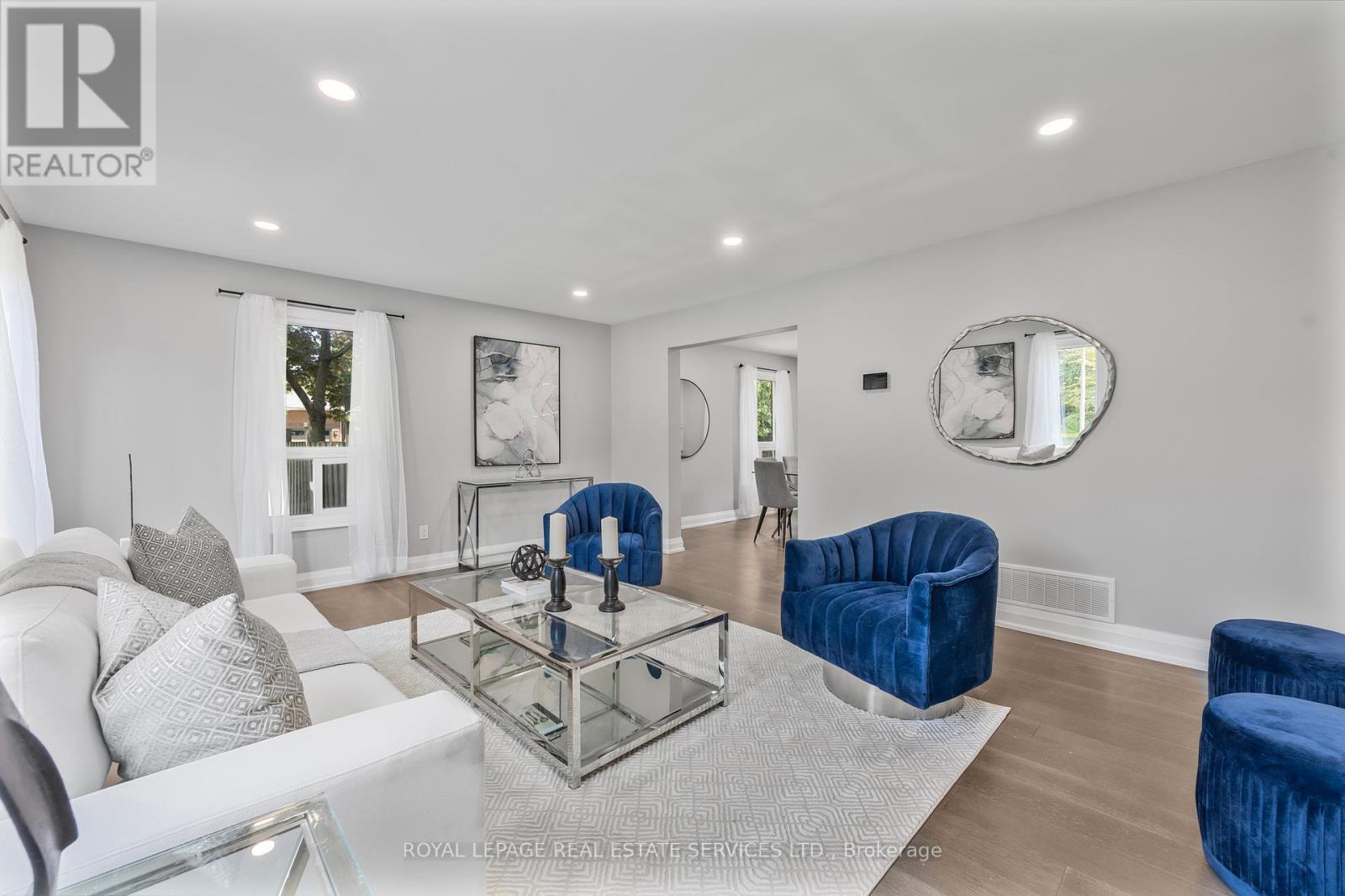 












3551 WASS CRESCENT

,
Oakville,




Ontario
L6L6G2

