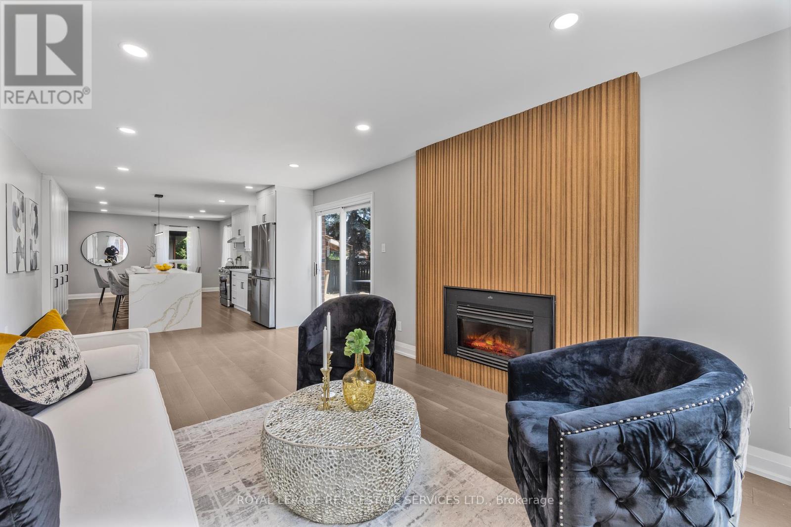 












3551 WASS CRESCENT

,
Oakville,




Ontario
L6L6G2

