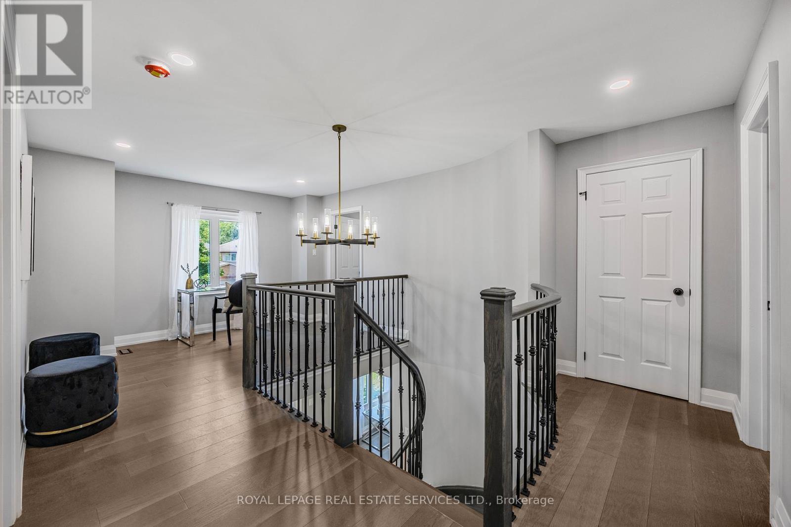 












3551 WASS CRESCENT

,
Oakville,




Ontario
L6L6G2

