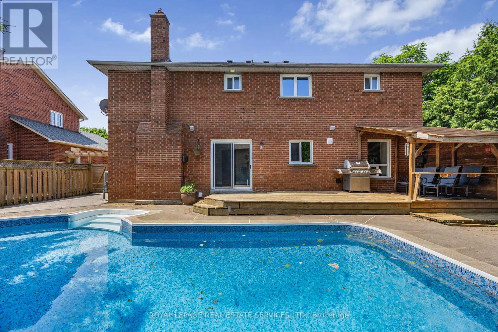 












3551 WASS CRESCENT

,
Oakville,




Ontario
L6L6G2

