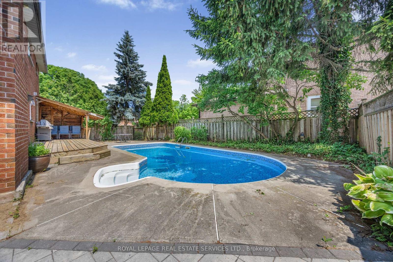 












3551 WASS CRESCENT

,
Oakville,




Ontario
L6L6G2

