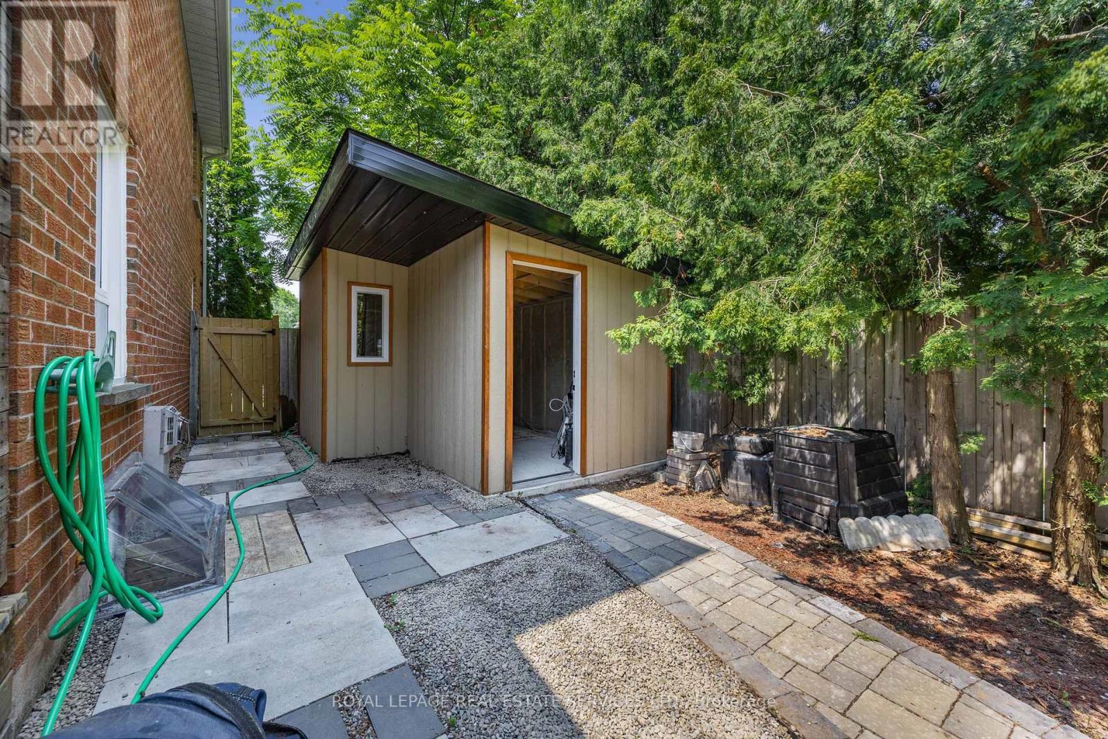 












3551 WASS CRESCENT

,
Oakville,




Ontario
L6L6G2

