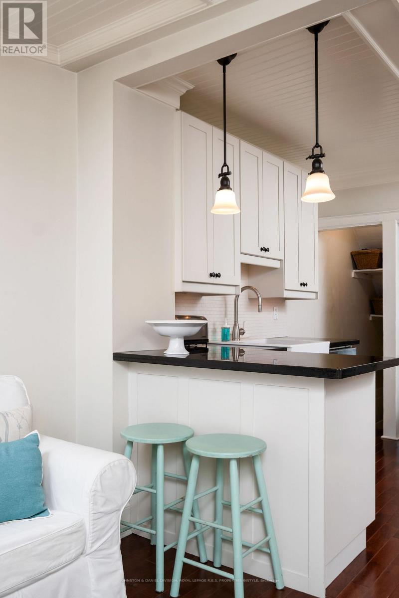 












34 SIXTEENTH STREET

,
Toronto,




Ontario
M8V3J8

