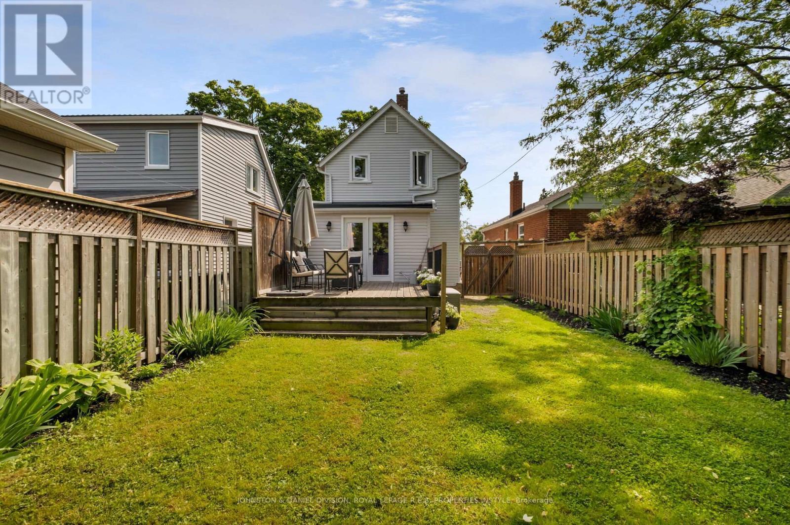 












34 SIXTEENTH STREET

,
Toronto,




Ontario
M8V3J8

