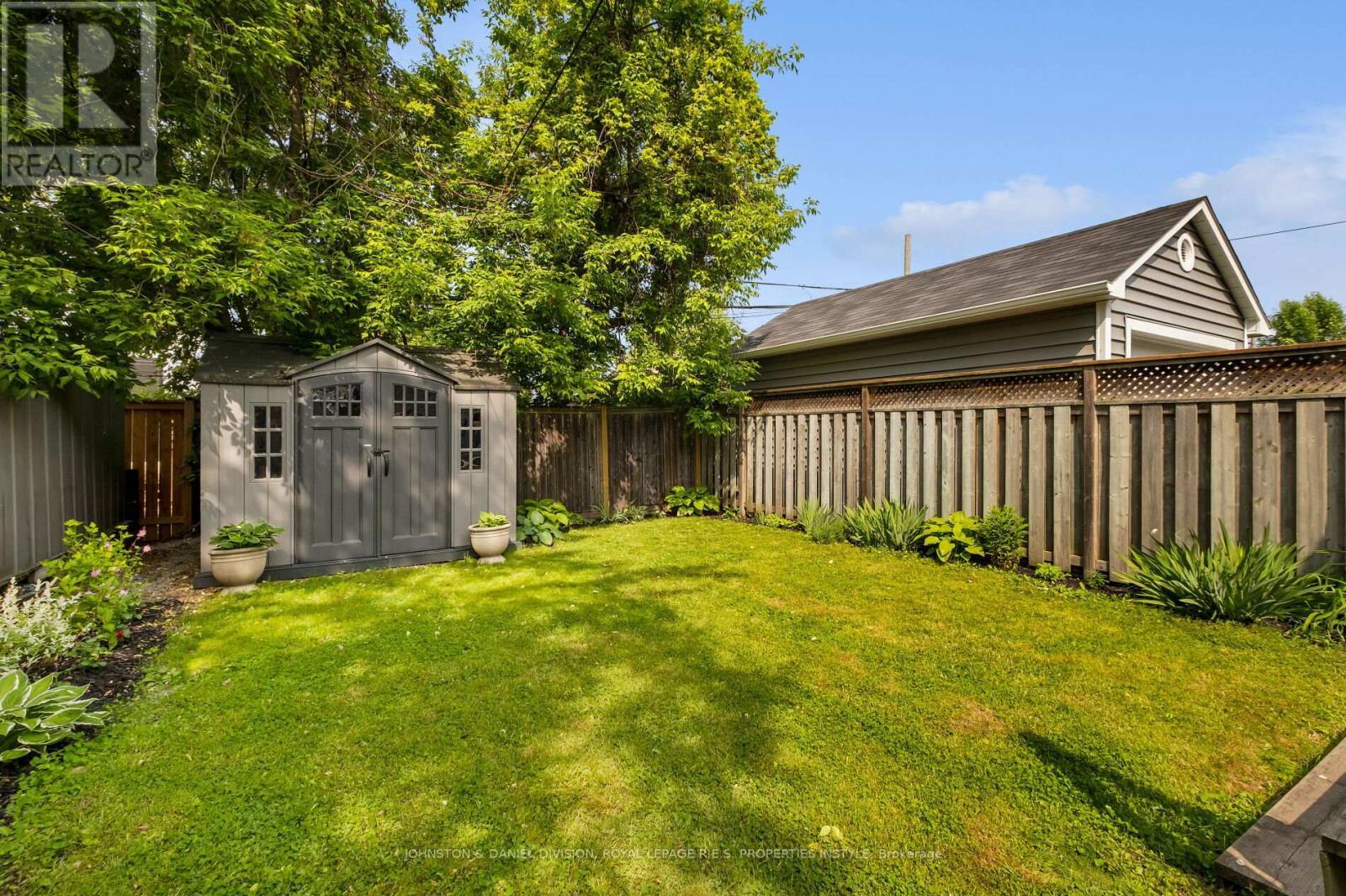 












34 SIXTEENTH STREET

,
Toronto,




Ontario
M8V3J8

