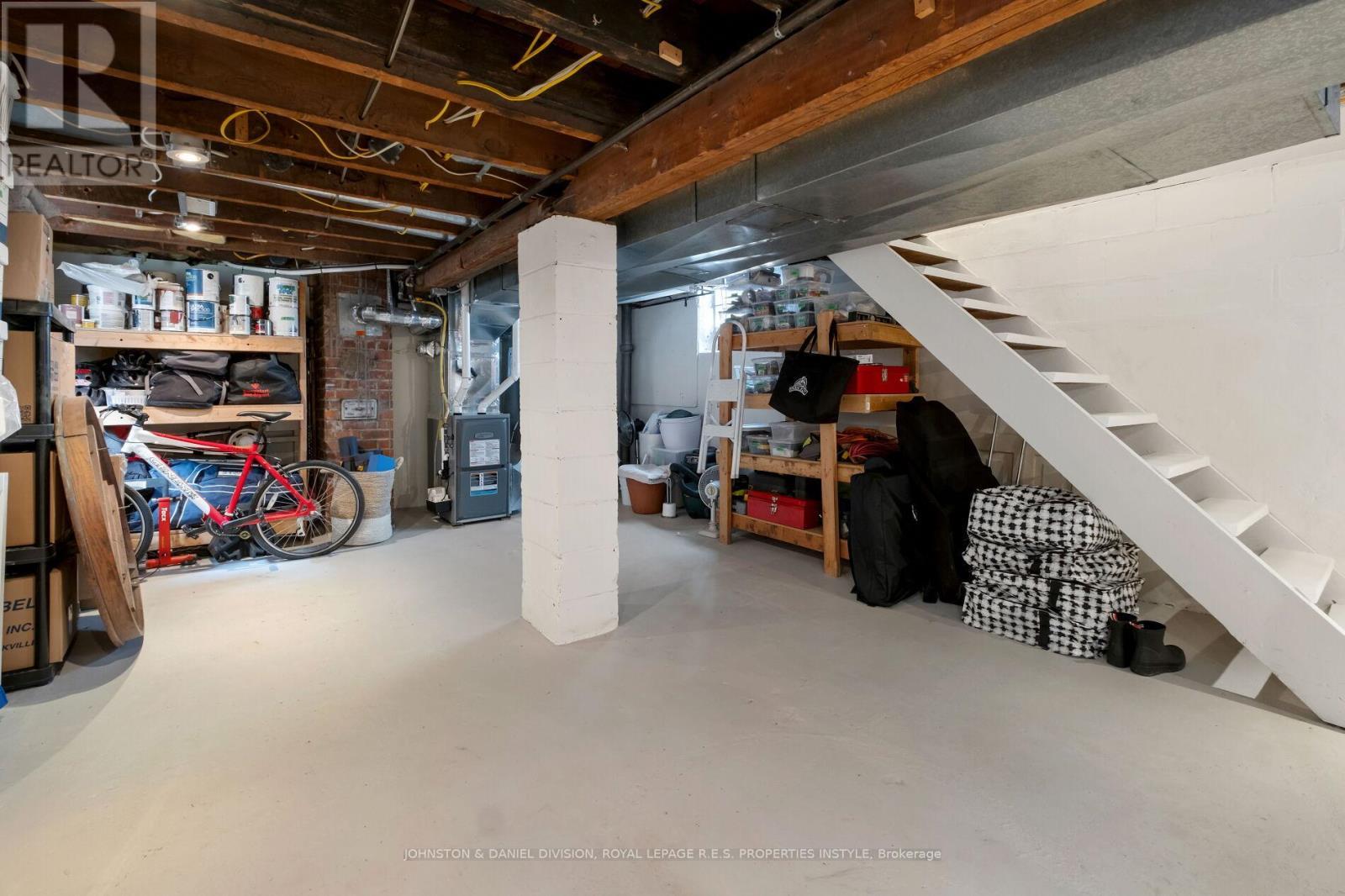












34 SIXTEENTH STREET

,
Toronto,




Ontario
M8V3J8

