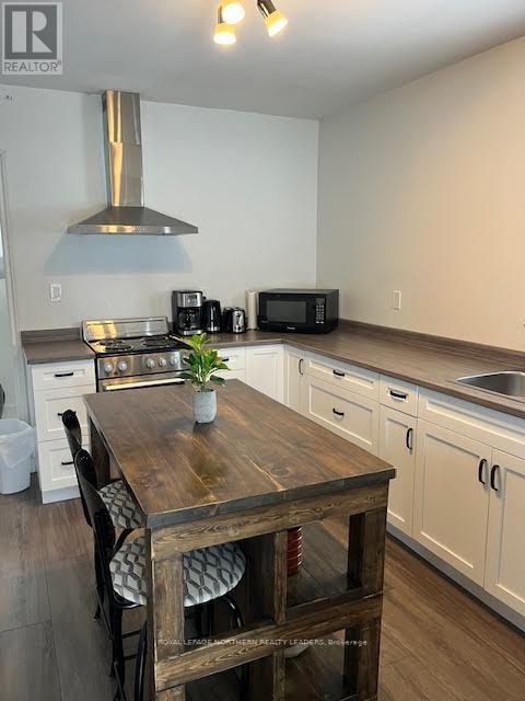 












280 MAPLE STREET N

,
Timmins (TNE - Central),




Ontario
P4N6C3

