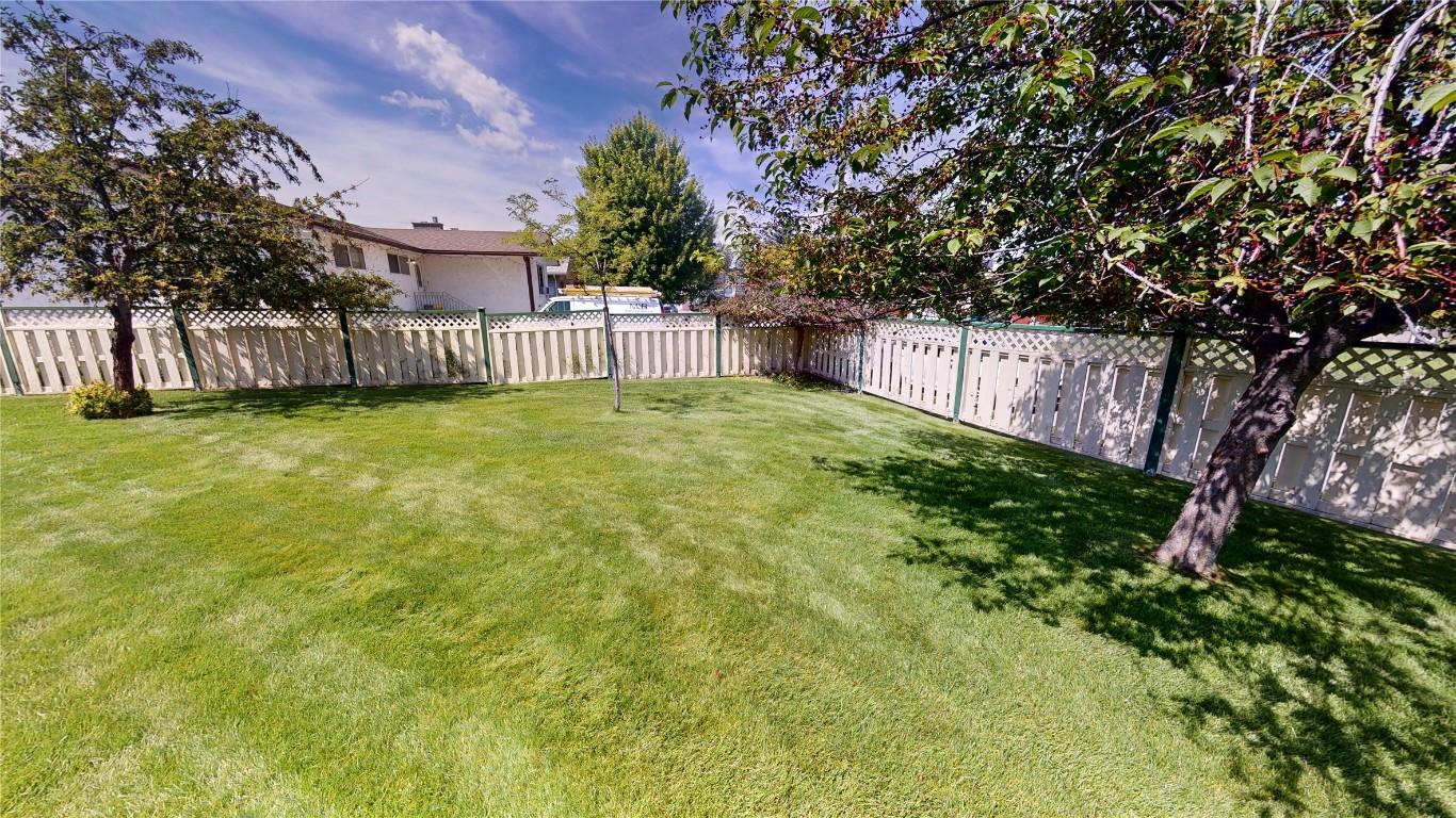 









2375


1st

Street, 26,
Cranbrook,




BC
V1C 6J7


