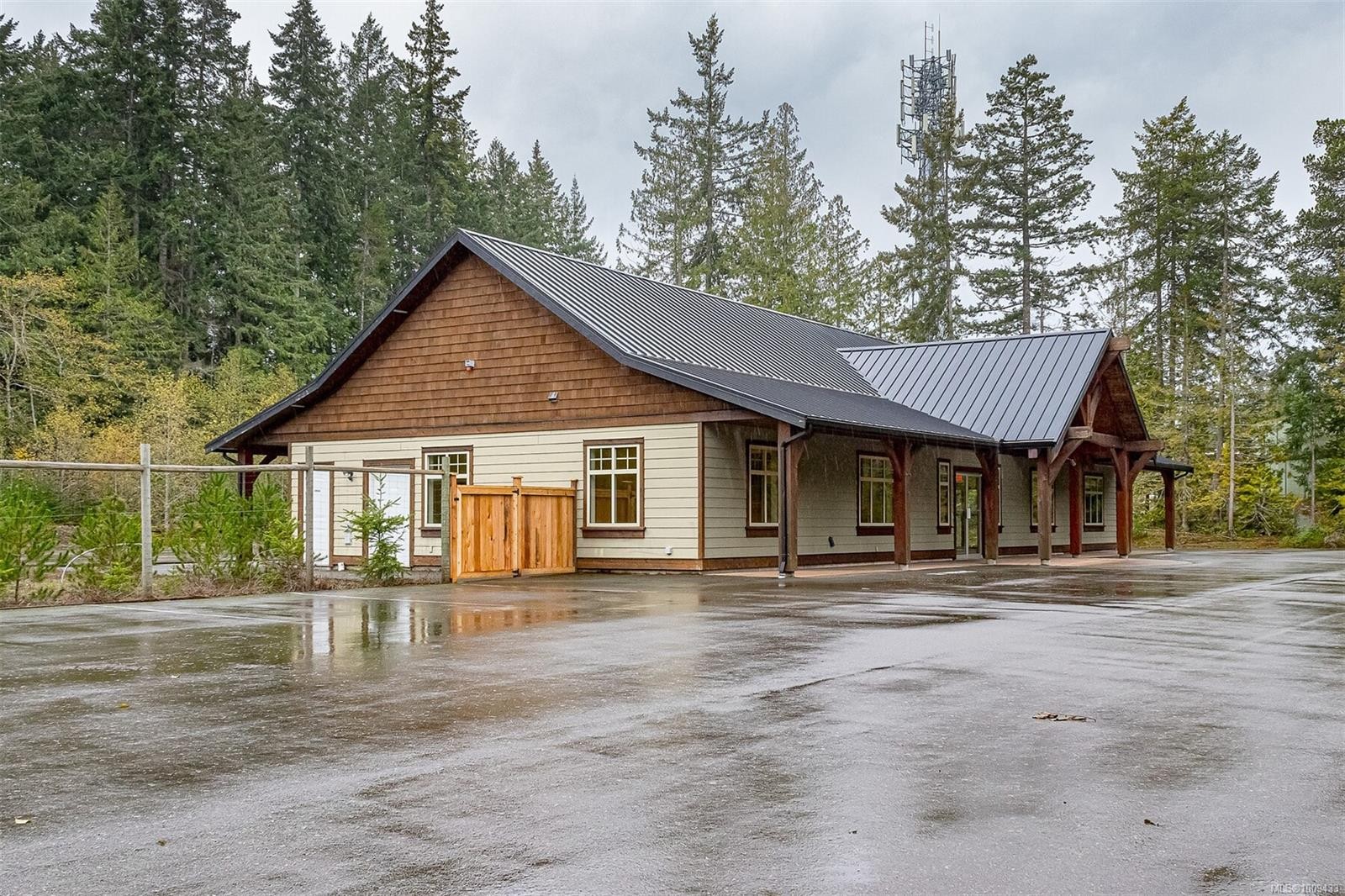 









230


Rupert

Rd East,
Qualicum Beach,




BC
V9K 1R3

