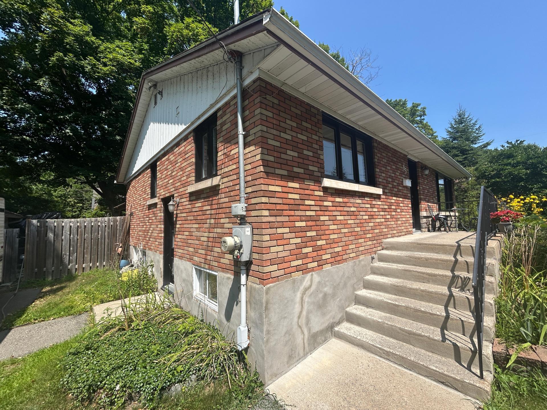 









85


1er Boulevard

,
Terrasse-Vaudreuil,




QC
J7V5S7

