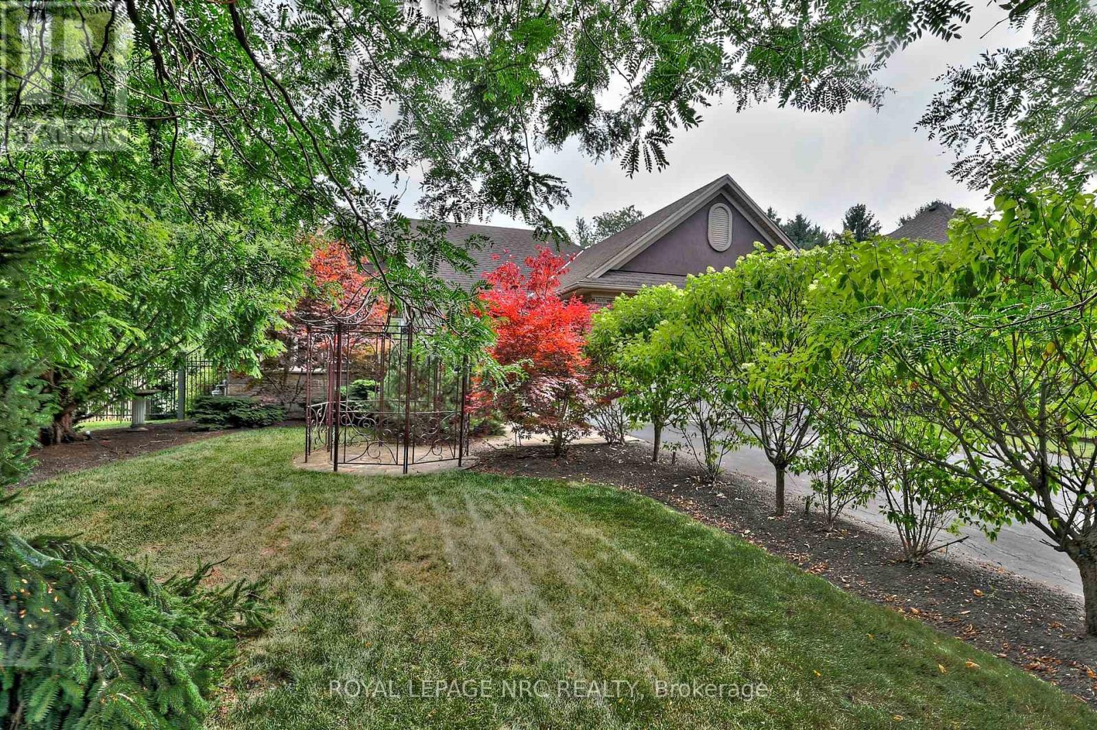 












18 MARTHA COURT

,
Pelham (Fenwick),




Ontario
L0S1C0

