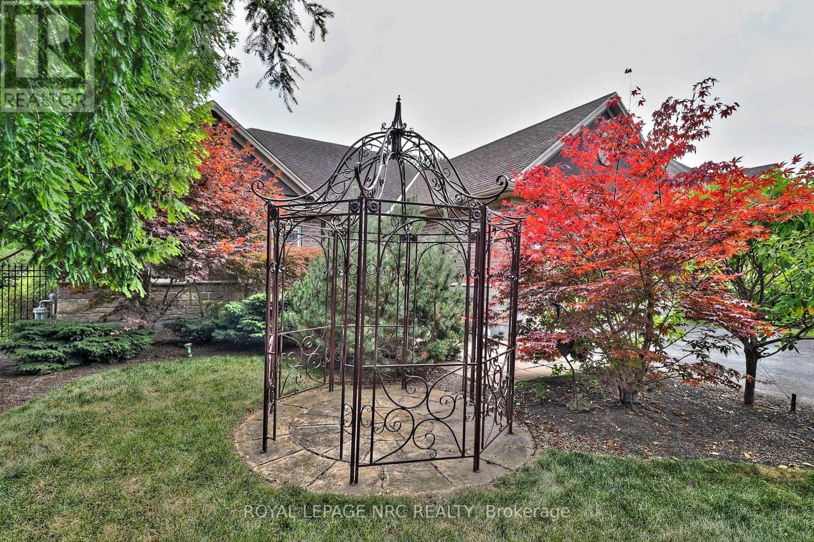 












18 MARTHA COURT

,
Pelham (Fenwick),




Ontario
L0S1C0

