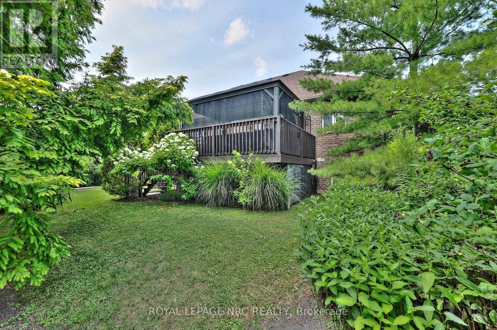 












18 MARTHA COURT

,
Pelham (Fenwick),




Ontario
L0S1C0

