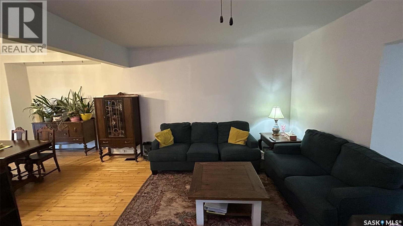 












415 Prince STREET

,
Hudson Bay,




Saskatchewan
S0E0Y0

