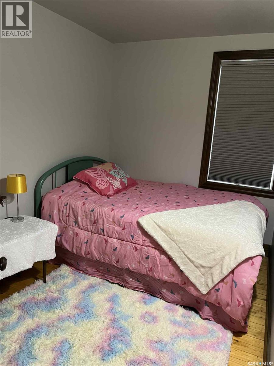 












415 Prince STREET

,
Hudson Bay,




Saskatchewan
S0E0Y0

