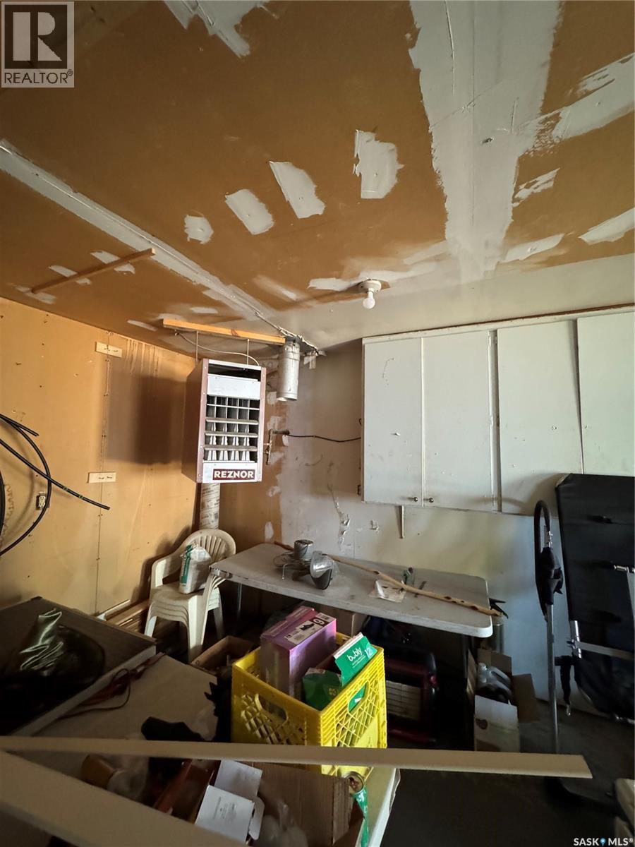 












415 Prince STREET

,
Hudson Bay,




Saskatchewan
S0E0Y0

