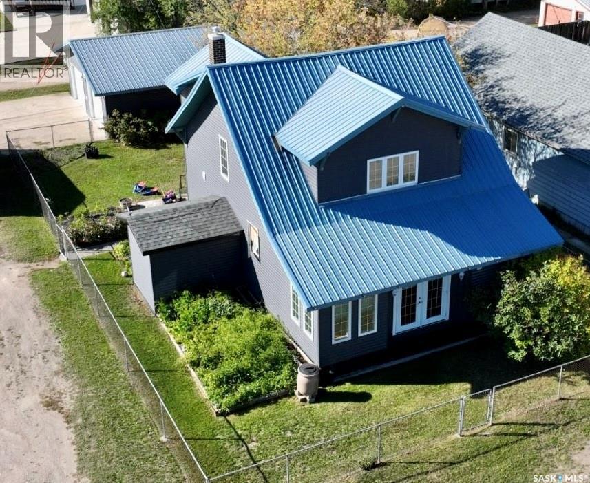 












415 Prince STREET

,
Hudson Bay,




Saskatchewan
S0E0Y0

