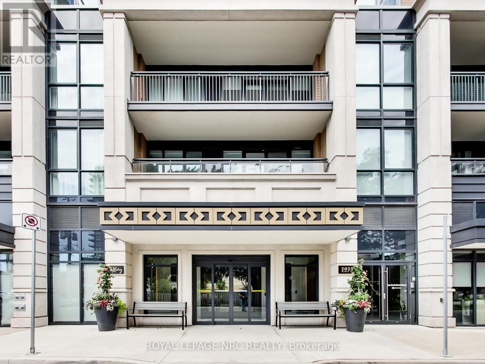 












405 - 2025 MARIA STREET

,
Burlington,




Ontario
L7R0E9

