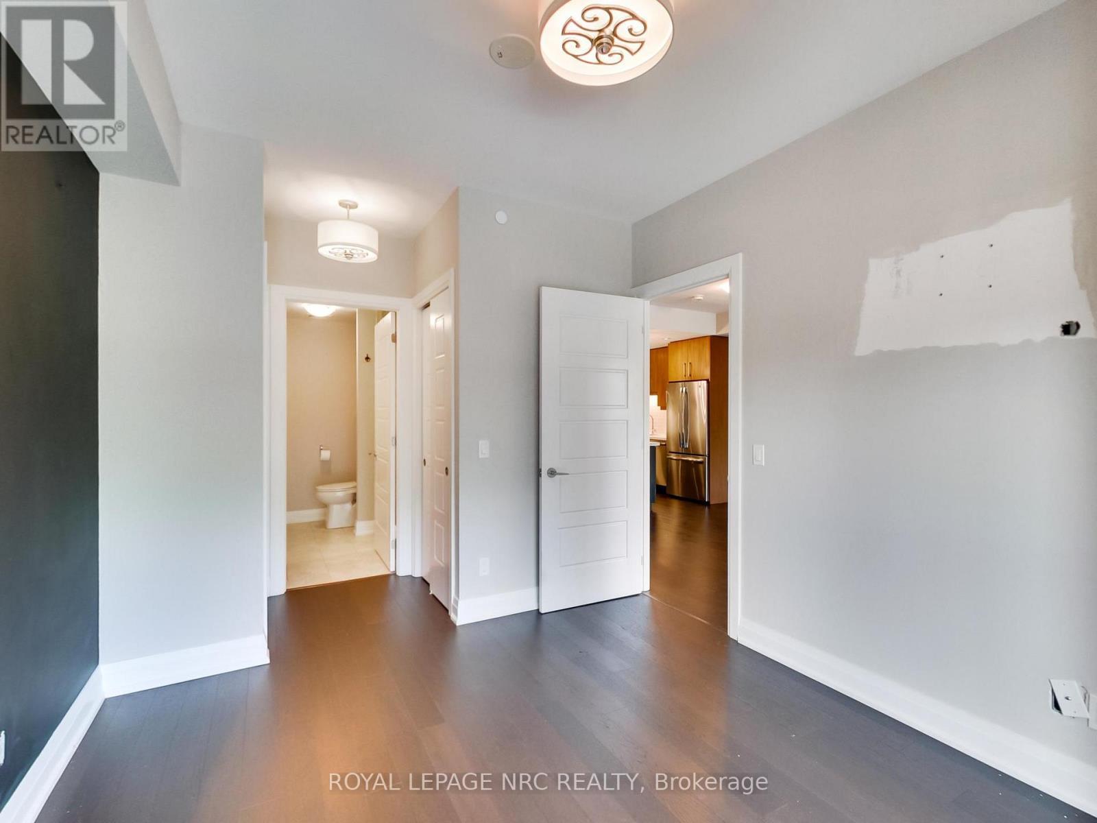 












405 - 2025 MARIA STREET

,
Burlington,




Ontario
L7R0E9

