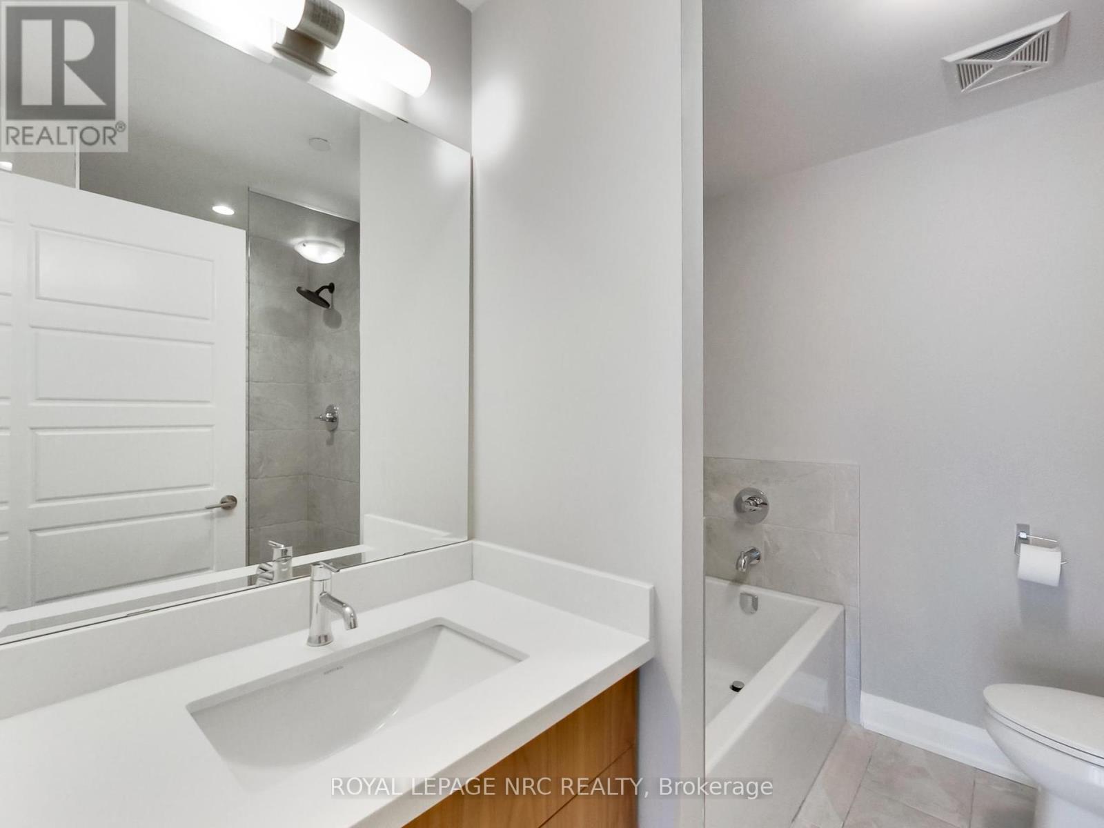 












405 - 2025 MARIA STREET

,
Burlington,




Ontario
L7R0E9

