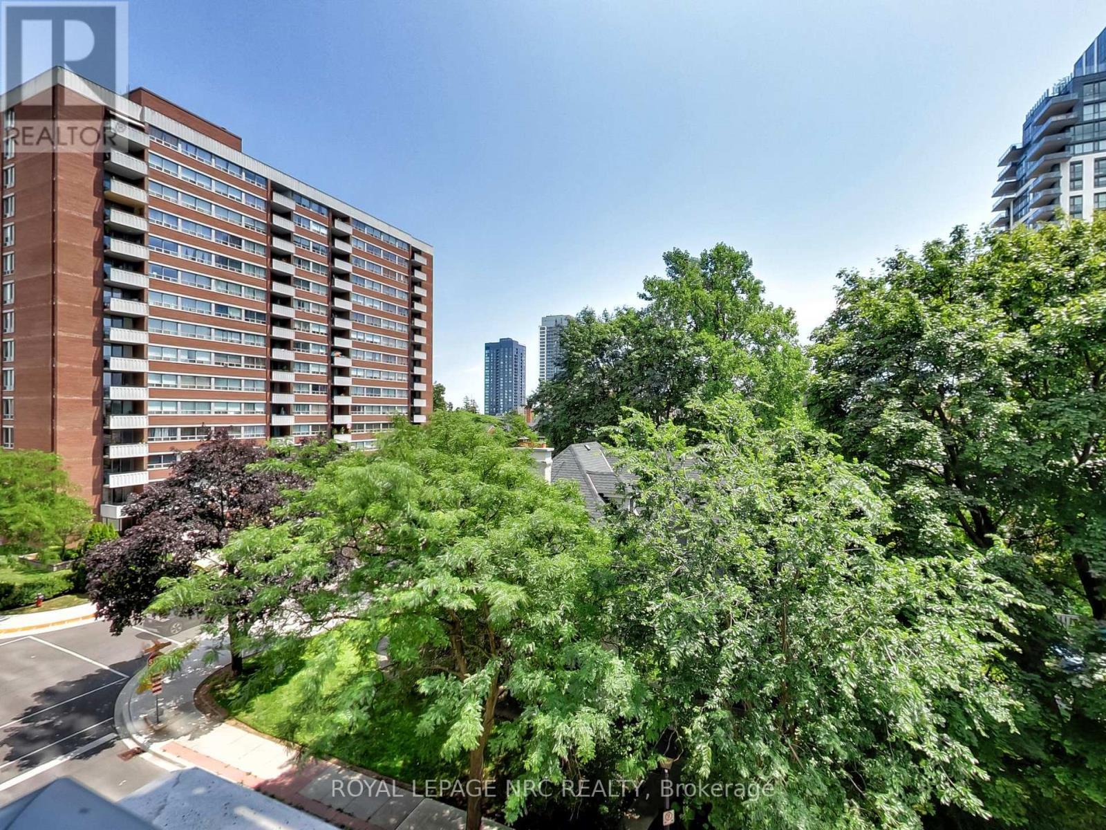 












405 - 2025 MARIA STREET

,
Burlington,




Ontario
L7R0E9


