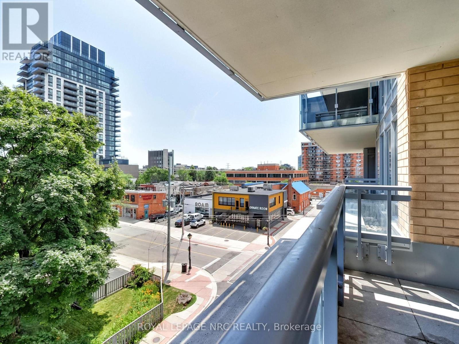 












405 - 2025 MARIA STREET

,
Burlington,




Ontario
L7R0E9

