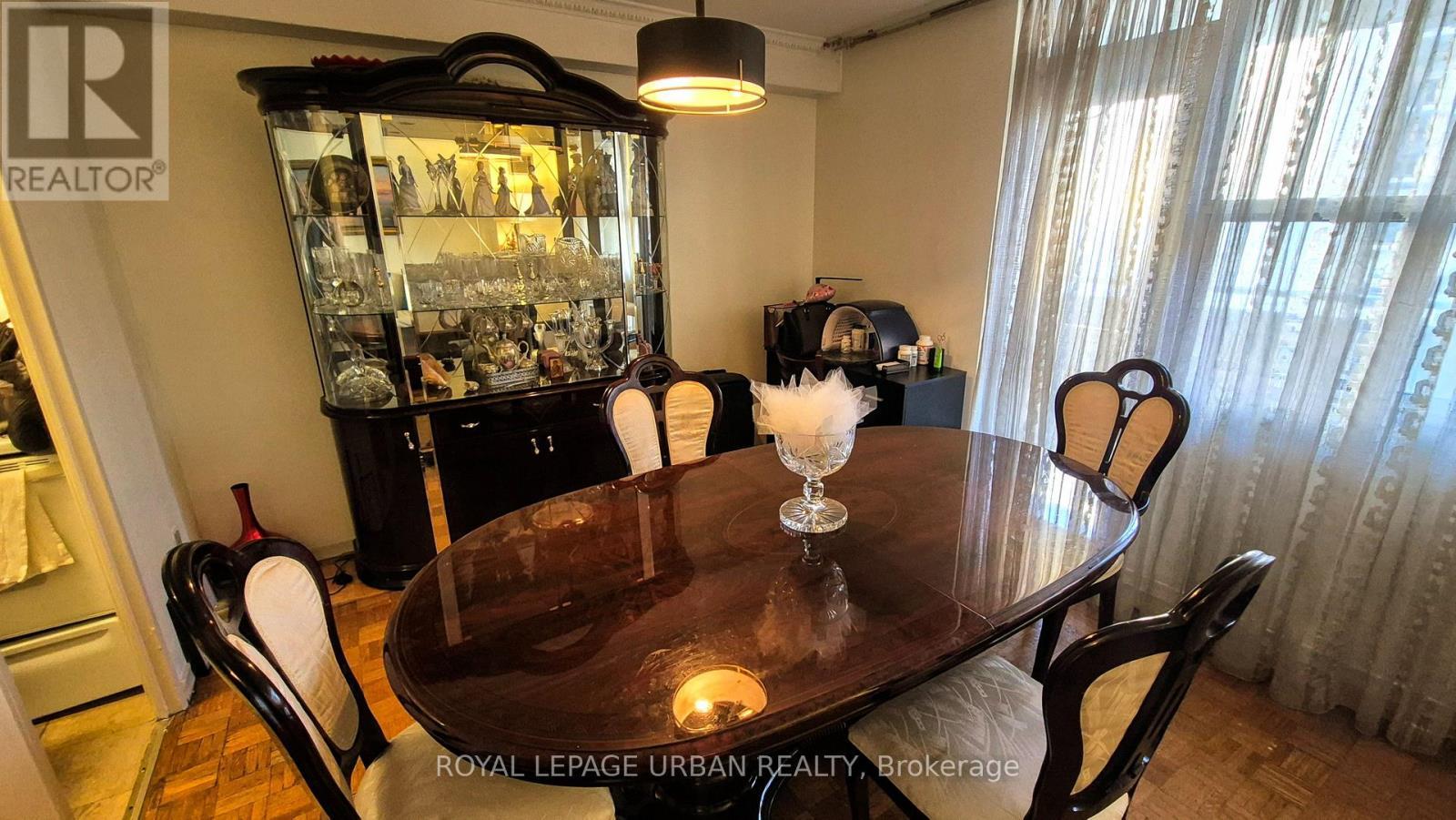 












806 - 1135 LOGAN AVENUE

,
Toronto,




Ontario
M4K3Y2

