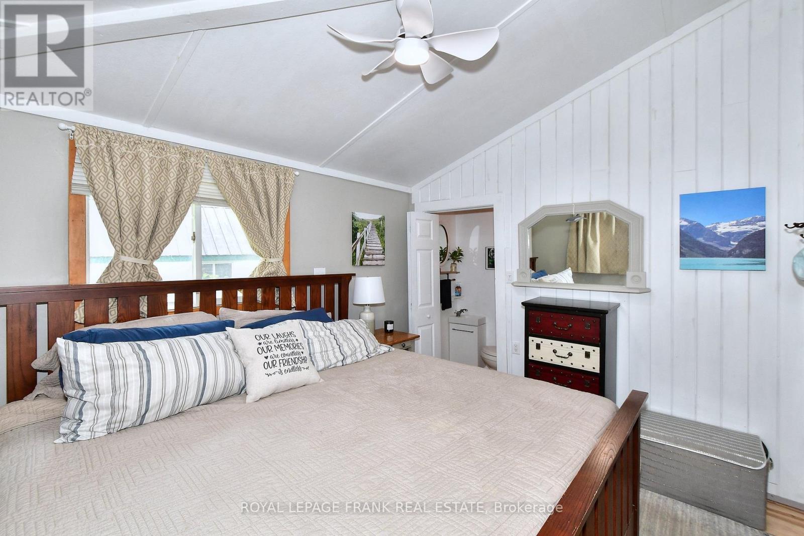 












670 HATTON AVENUE

,
Selwyn,




Ontario
K0L1H0

