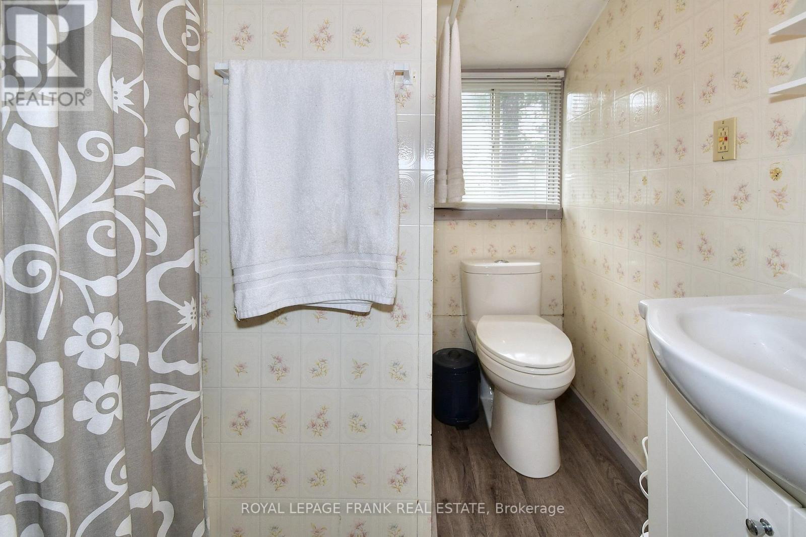 












670 HATTON AVENUE

,
Selwyn,




Ontario
K0L1H0

