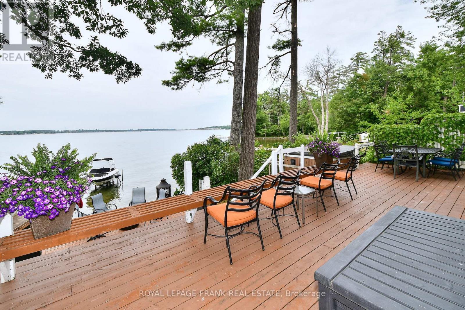 












670 HATTON AVENUE

,
Selwyn,




Ontario
K0L1H0

