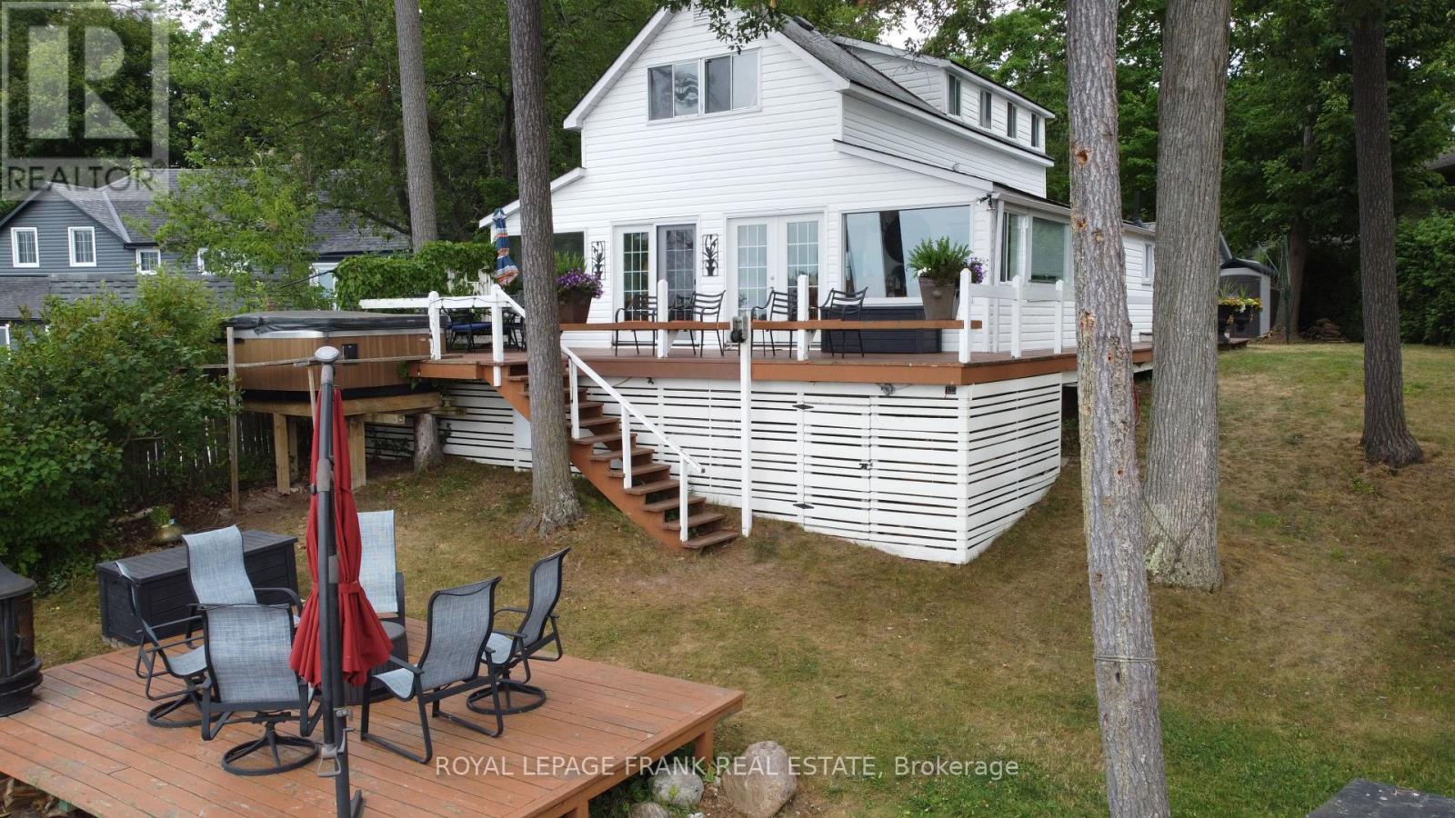 












670 HATTON AVENUE

,
Selwyn,




Ontario
K0L1H0

