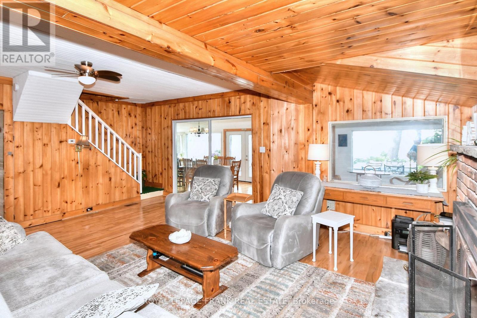 












670 HATTON AVENUE

,
Selwyn,




Ontario
K0L1H0

