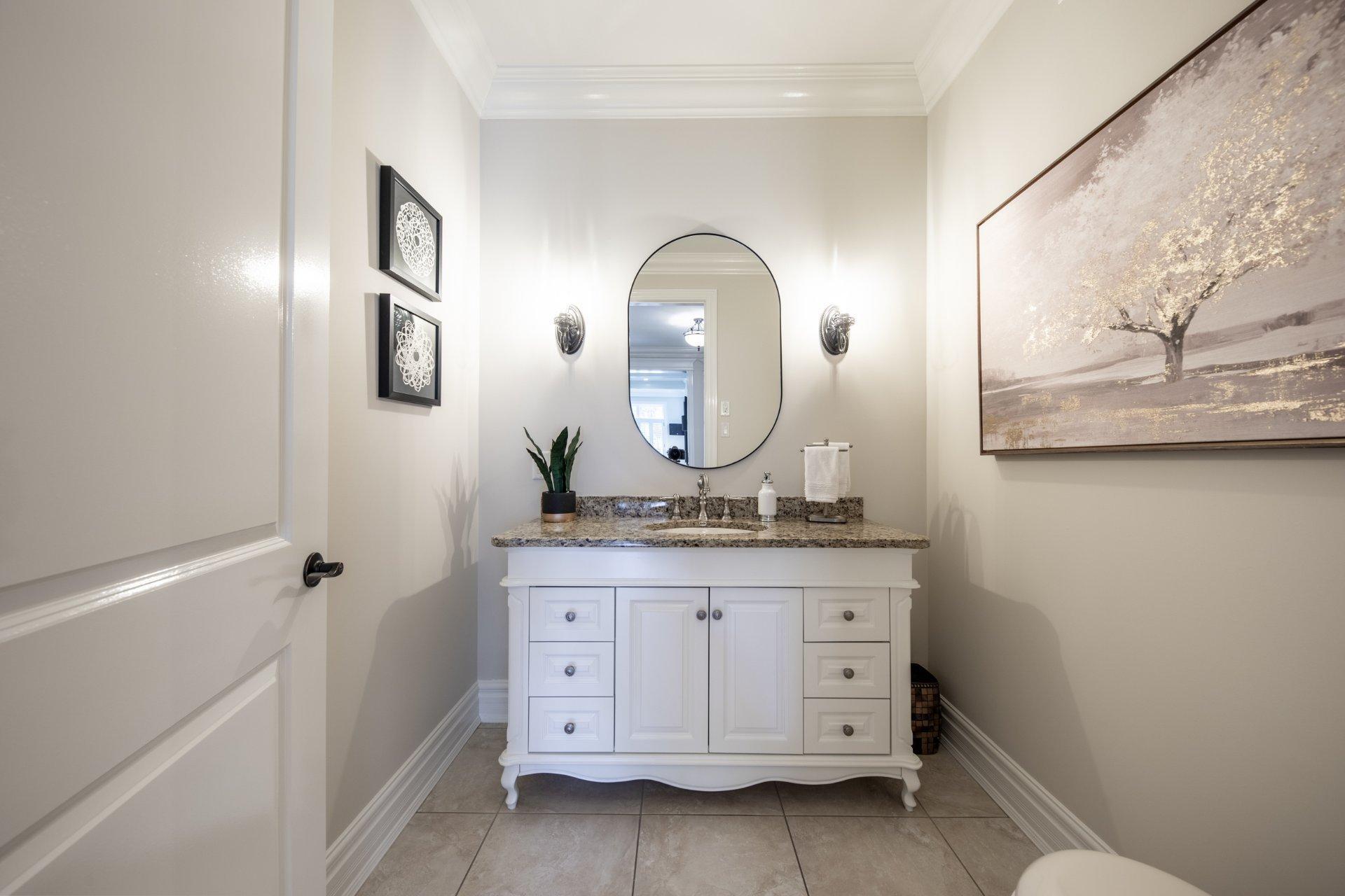 









1463


Rue François-P.-Bruneau

,
Saint-Bruno-de-Montarville,




QC
J3V6K4

