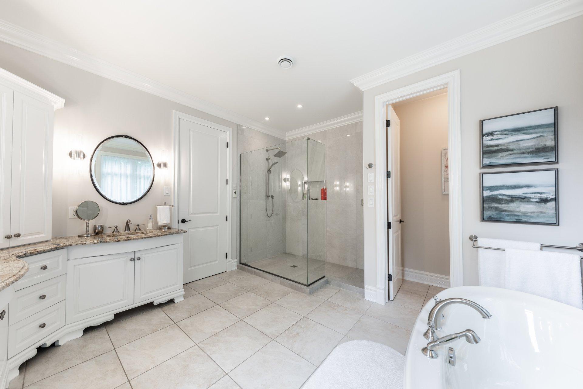 









1463


Rue François-P.-Bruneau

,
Saint-Bruno-de-Montarville,




QC
J3V6K4

