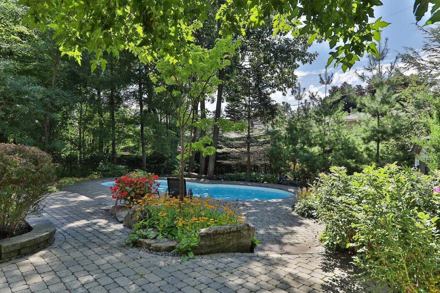 









1463


Rue François-P.-Bruneau

,
Saint-Bruno-de-Montarville,




QC
J3V6K4

