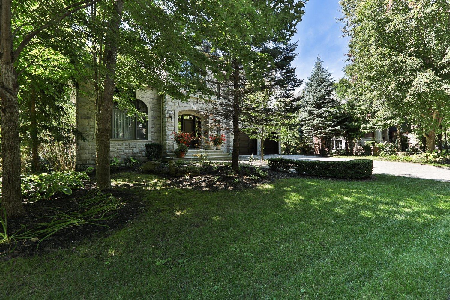 









1463


Rue François-P.-Bruneau

,
Saint-Bruno-de-Montarville,




QC
J3V6K4

